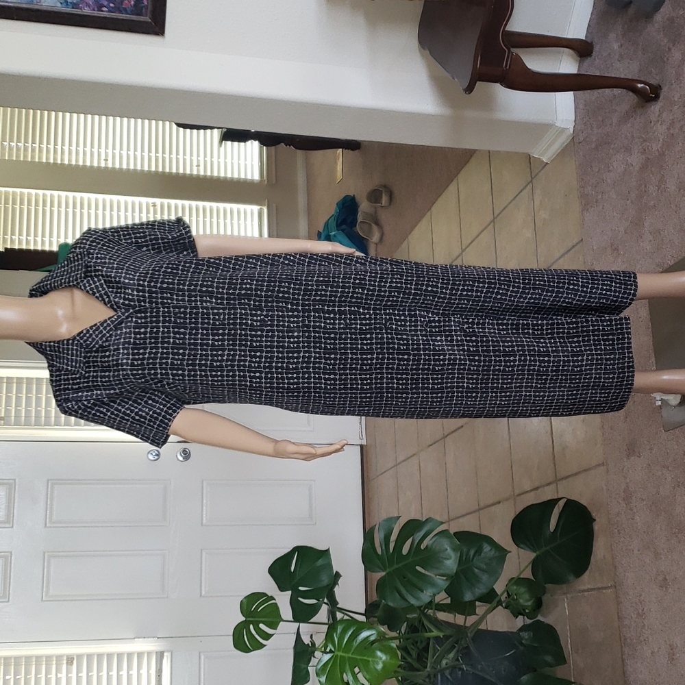 Leslie Fay 80's mod button down shirt dress squiggle pattern collar vneck airy